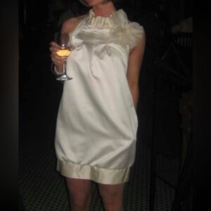 Ivory dress + pockets Sz 4/6